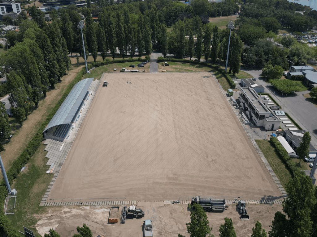 Semis sur terrain de football, Stade Juan-Antonio-Samaranch.