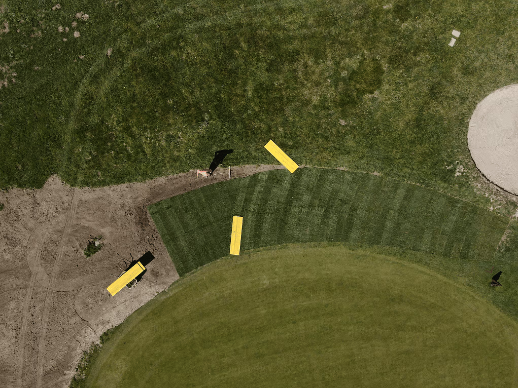 Point de vue aérien d'un fairways en réfection sur un golf.