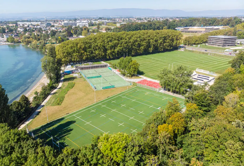 Vue aérienne du complexe sportif de Dorigny à l'UNIL–EPFL