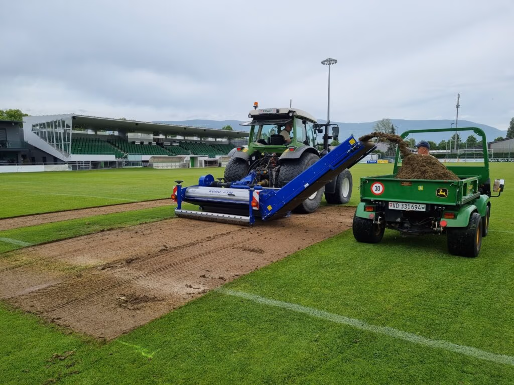 Réfection et remise à niveau des zones de buts au stade municipale d'Yverdon.