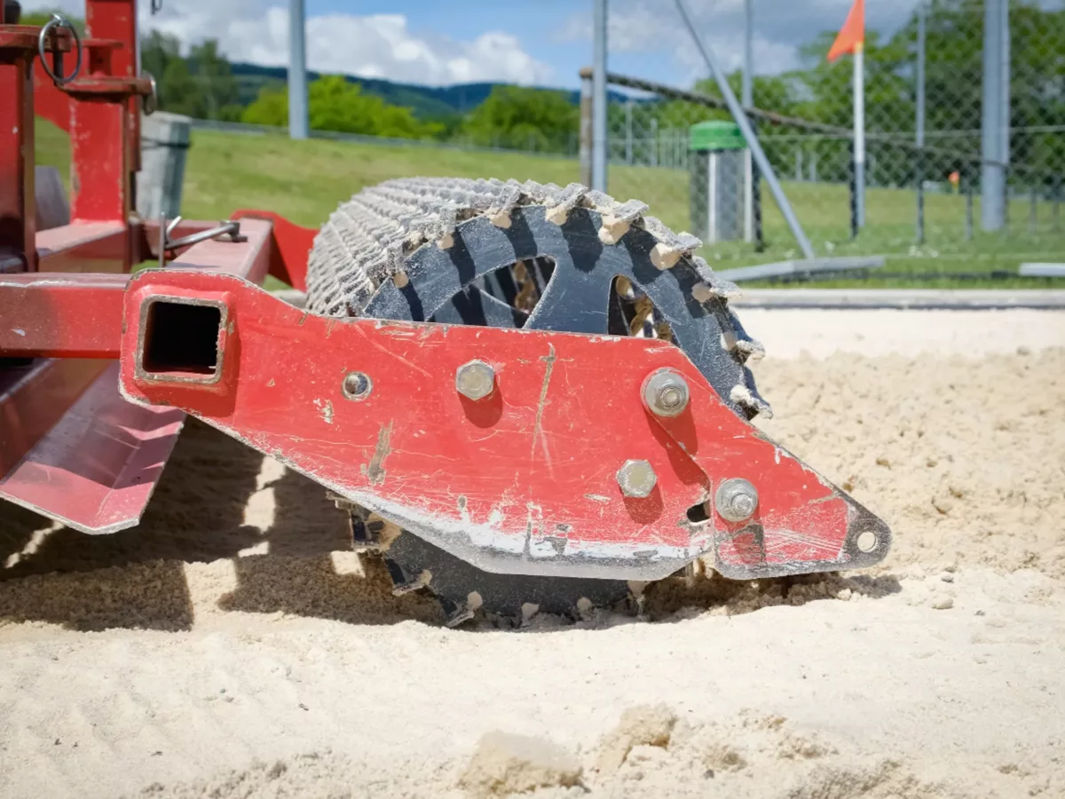 Entretien – Surface en sable, Beach-volley, Sable, Entretien - Surface en sable, Surface