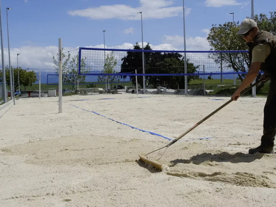 Beach volley – Maintenance – En Bord, Beach-volley, Entretien - Surface en sable, Entretien