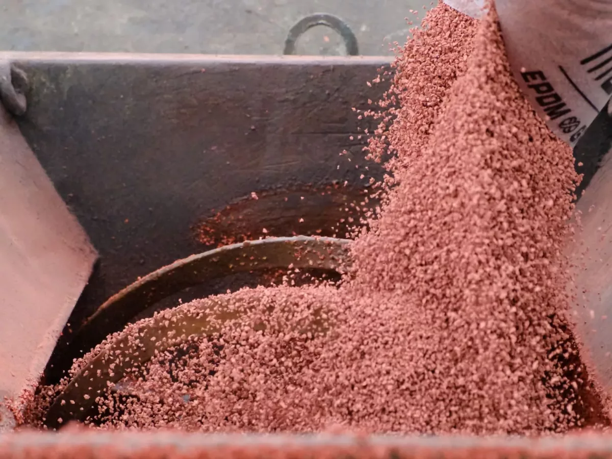 Entretien – Sol coulé – EPDM, Athlétisme, Polyplay, Rekortan, Entretien - Sol coulé & epdm