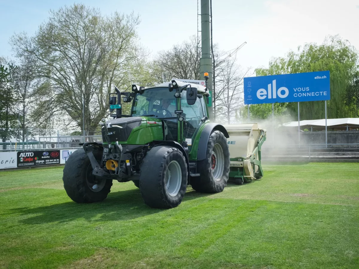 Entretien – Gazon naturel & hybride, Cricket, Football, Golf, Hockey sur gazon