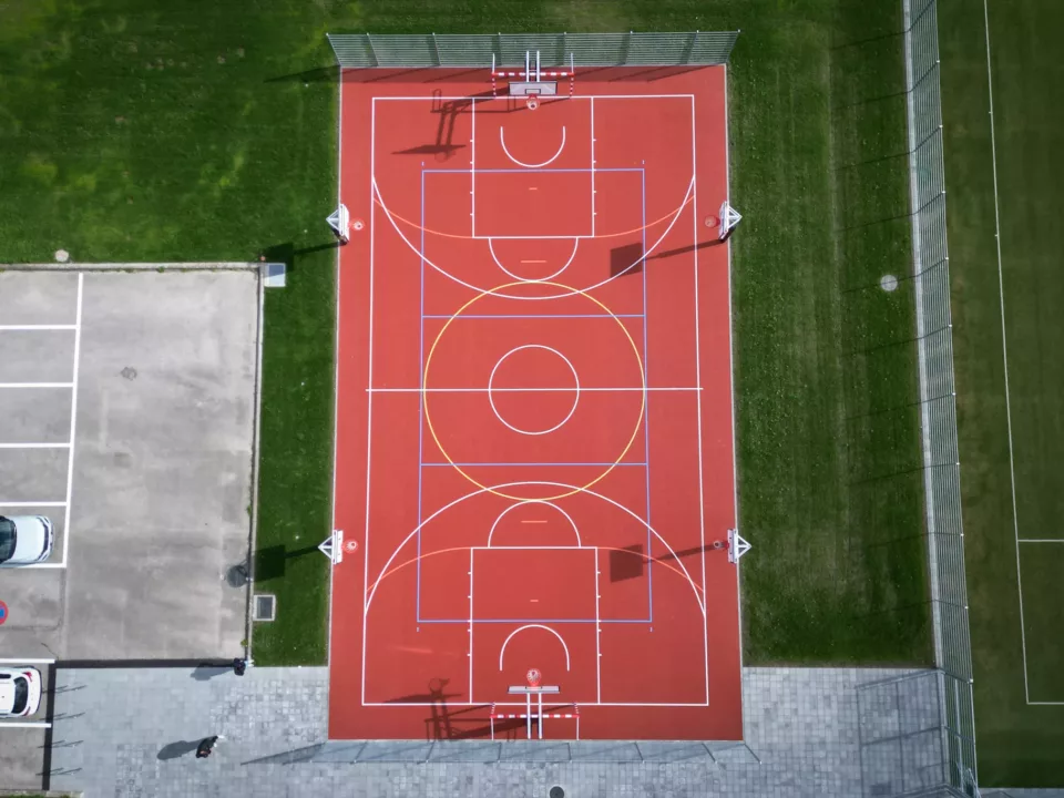 Multisport, Laykold, Poligrass, Polyplay, Entretien - Sol coulé - Résine